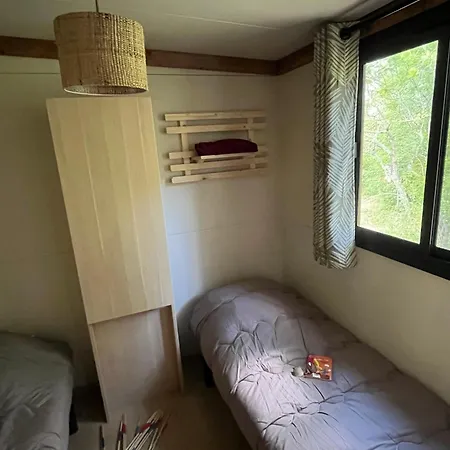 Camping Le Luberon Apt Buitenkant foto